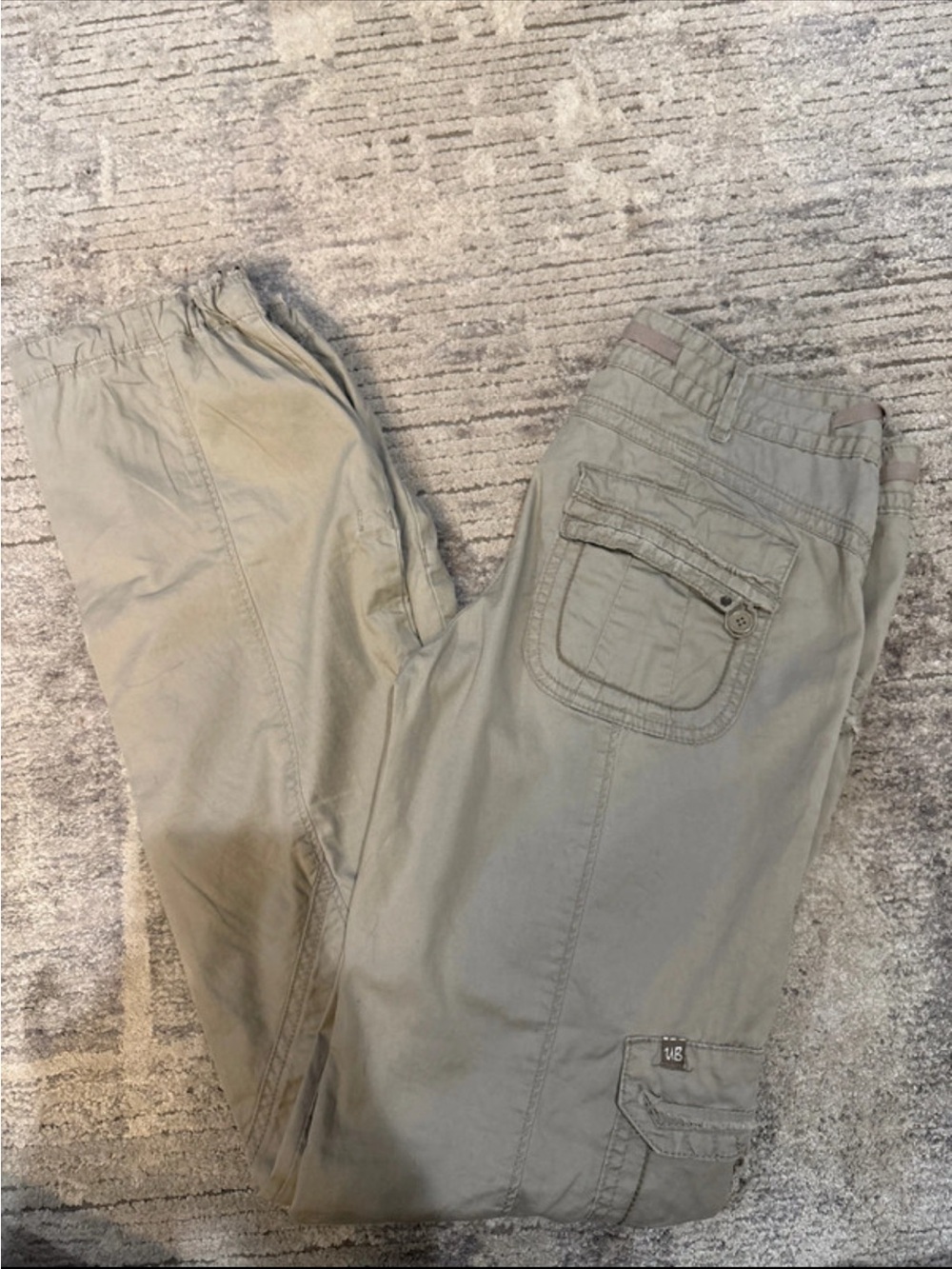 UNIONBAY Women's Low Rise Cargo Pants in Light Khaki - Picture 6 of 7
